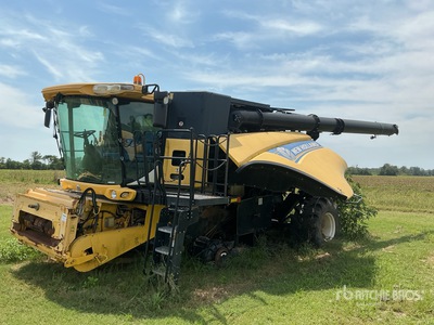 2014 New Holland CR8090 4x4 Combine Harvester (Inoperable)