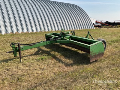 132 in Hydraulic Box Scraper
