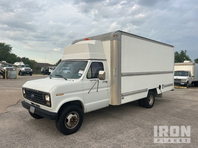 1991 Ford 35C 4x2 Van Truck