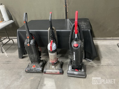 (11) Assorted Vacuums