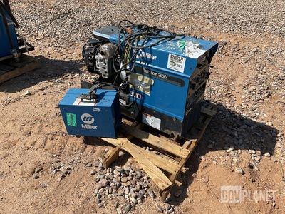 Miller Trailblazer 250G Engine Driven Welder w/Miller HF-251D-1 Arc Starter