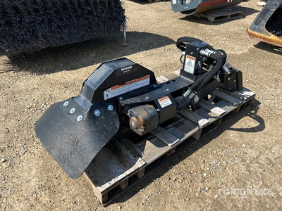 2021 Erskine 4 in Mini Broyeur de souches pour chargeuse