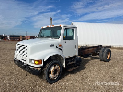 1998 International 4700 4x2 Autocarro cabina e telaio
