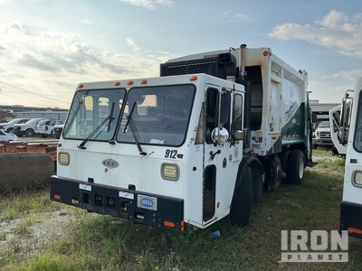 2013 Crane Carrier Heil Rear Loader Waste Collection Truck