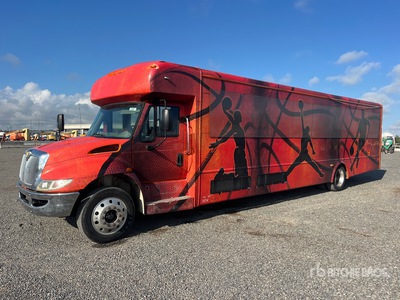 2013 International 4x2 38-Seat Crew Carrier Bus