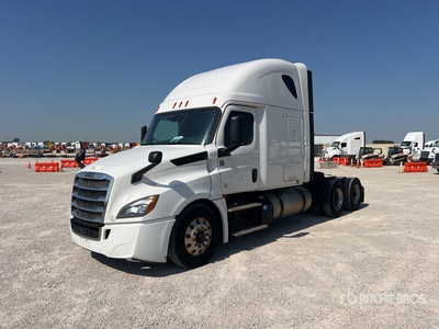 2019 Freightliner Cascadia 126 6x4 3- Achs Sattelzugmaschine mit Schlafkabine