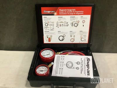 (21) Snap-On EEDF501 Compucheck Fuel Pressure Test Sets