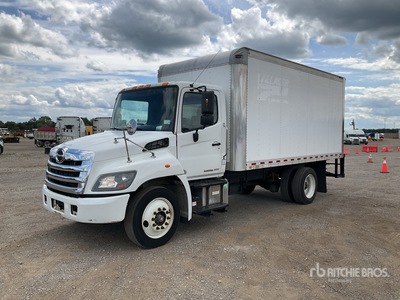 2019 Hino 268 4x2 Van Truck