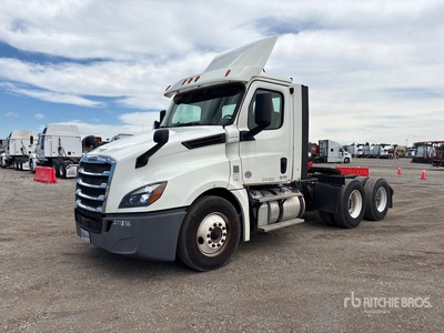 2018 Freightliner Cascadia 126 6x2 Cabeza Tractora Cabina Corta