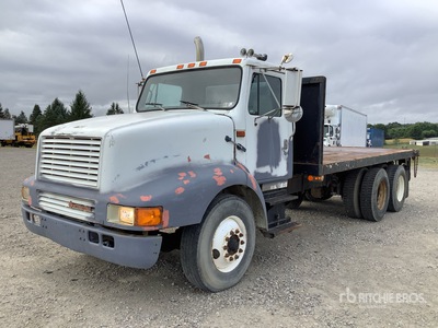 1991 International 8200 6x4 Flatbed Truck
