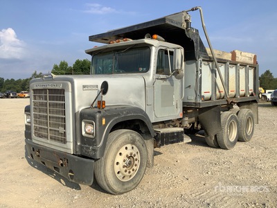 1984 International F4270 6x4 3-Achs Kipper-Lkw