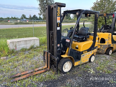 Yale GLC60VXNVE088 5750 lb Cushion Tire Forklift