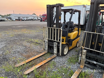 Yale GLC060VXNVSE088 5750 lb Cushion Tire Forklift