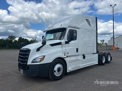 2020 Freightliner Cascadia 126 6x4 3- Achs Sattelzugmaschine mit Schlafkabine