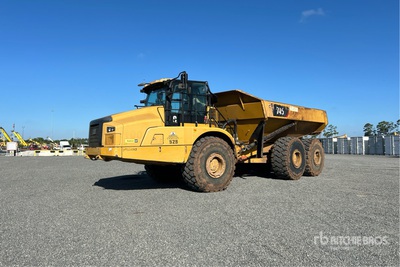 2019 Cat 745 Knickgelenkter Muldenkipper