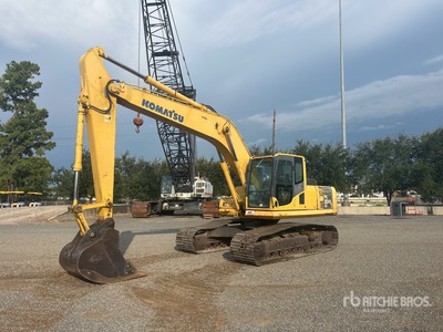 2012 Komatsu PC200LC-8 油圧ショベル