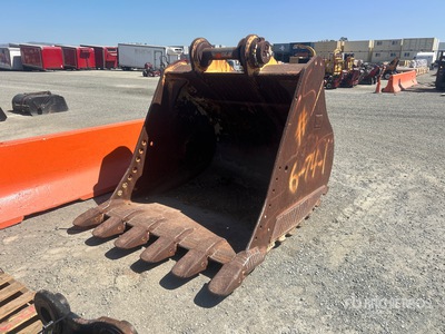 75 in 5 cyd Digging Excavator Bucket - Fits Cat 365CL
