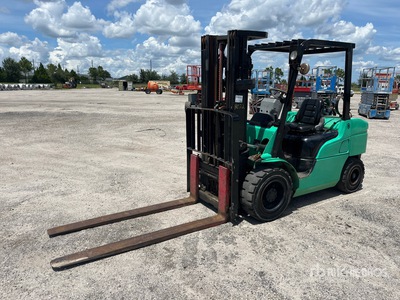 Mitsubishi FG30N Cushion Tire Forklift