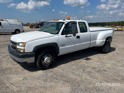 2006 Chevrolet 3500 4x2 Extended Cab Pickup
