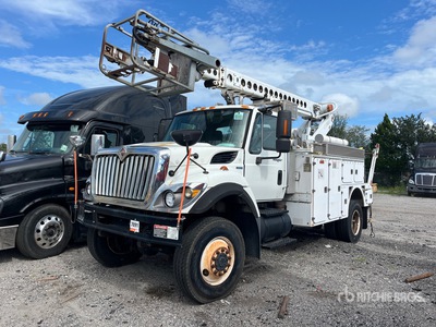 Altec AT40C 40 ft on 2010 International 7300 4x4 Piattaforma autocarrata (Inoperable)