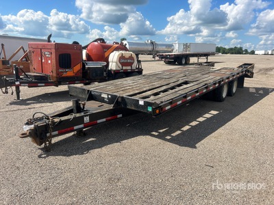 2002 Trail King TK40 27 ft T/A مقطورة معدات