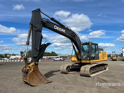 2018 John Deere 210G LC Tracked Excavator