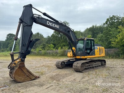 2018 John Deere 210G Tracked Excavator