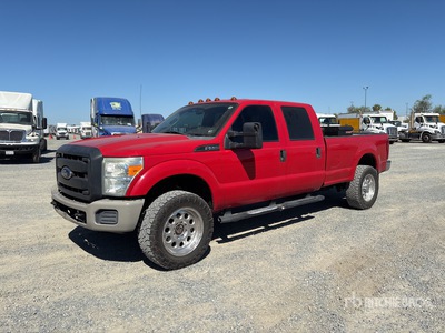2011 Ford F-350 XL 4x4 Crew Cab Pickup