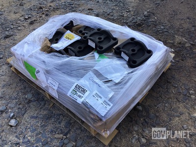 (32) Hutchens 820-00 Leaf Spring Wear Plates