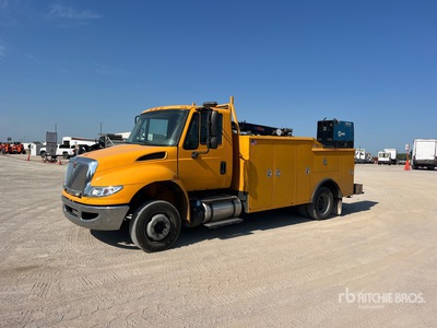 2016 4x2 Flatbed Truck