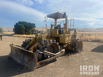 Cat 815B ضاغطة التربة باربع عجلات