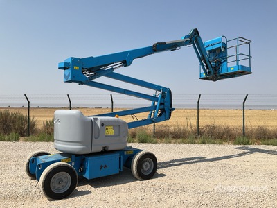 2004 Genie Z45/25 2WD Electric Articulating Boom Lift