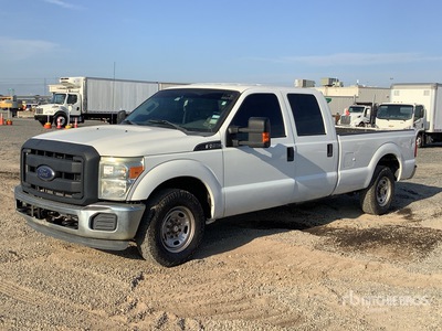 2013 Ford F-250 XL 4x2 Crew Cab Pickup