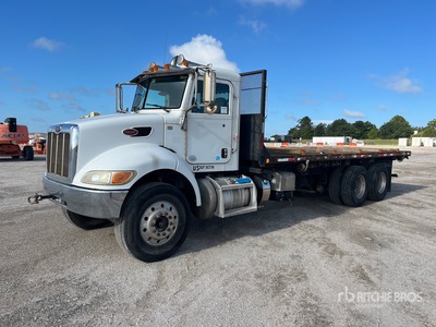 2013 Peterbilt 348 6x4 Flatbed Truck