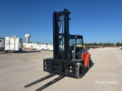 2018 Toyota 8FD70U 14250 lb Pneumatic Tire Forklift