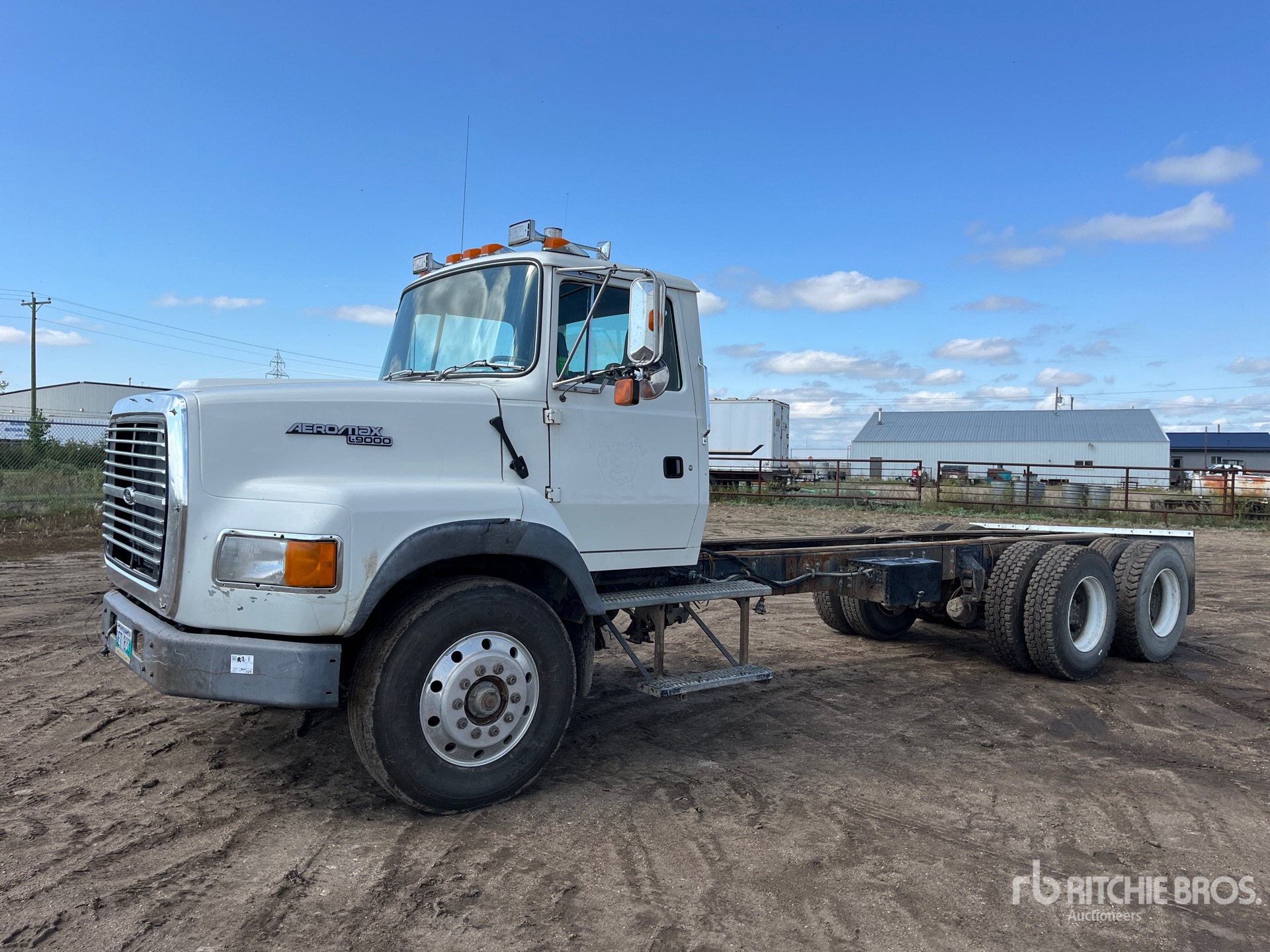 1994 Ford LTA9000 6x4 Cab and Chassis