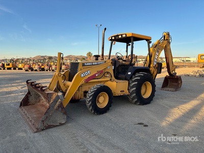 2000 John Deere 410E 4x4 を見 Backhoe Loader
