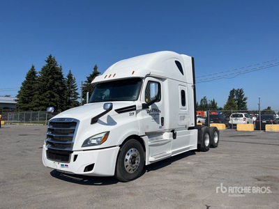 2019 Freightliner Cascadia 126 6x4 T/A Slaapcabine Trekker