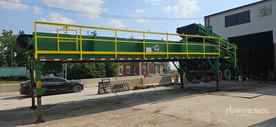 Re-Tech 12 Man Portable Sorting Conveyor Divers - Équipement pour déchets et recyclage