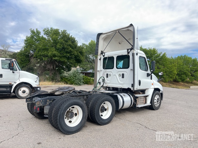 CAMIóN 2016 FREIGHTLINER
