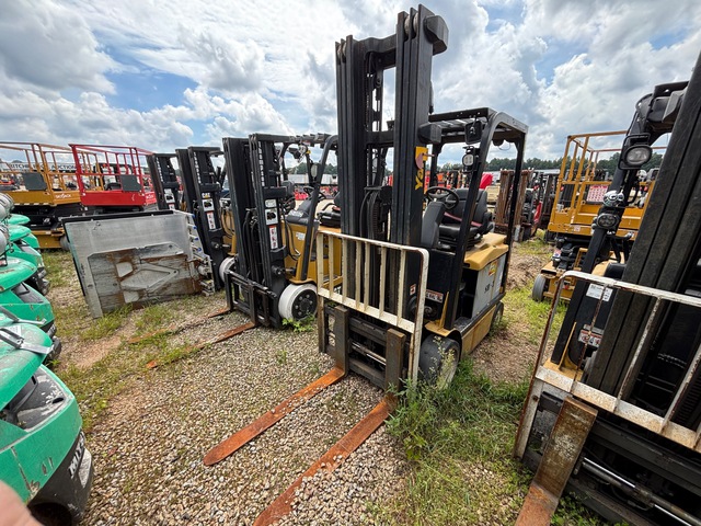 2020 Yale ERC060VGN48TE104 5650 lb  Electric Forklift