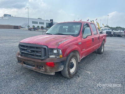 2003 Ford F-350 XL 4x2 Crew Cab Pickup
