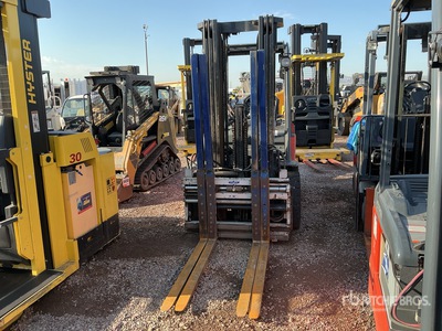 2015 Toyota 8FGU30 6000 lb Pneumatic Tire Forklift