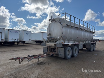 2013 Advance 32000 L Quad/A Tanker Trailer