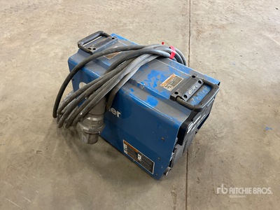 2012 Miller XMT 350 MPa 425 A Mobile Multi-Process Electric Welder