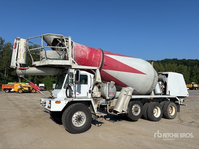 2007 Oshkosh S Series 8x6 Front Discharge Mixer Truck