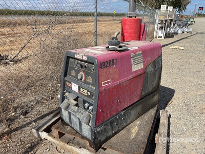 2018 Lincoln Ranger 305G-300 300 A Engine Driven Welder (Inoperable)