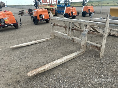 69.5 in Q/C Wheel Loader Forks - Fits John Deere 544