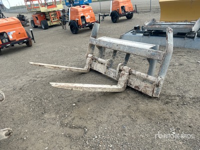 46.5 in Q/C Wheel Loader Forks - Fits John Deere 544
