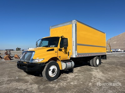 2020 International MV607 4x2 Van Truck